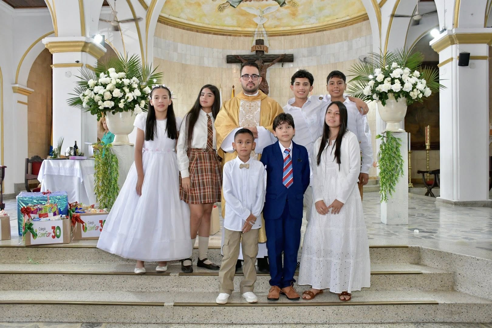 Eucaristía de acción de gracias y la celebración de las primeras comuniones en la Catedral Santa Bárbara de Arauca